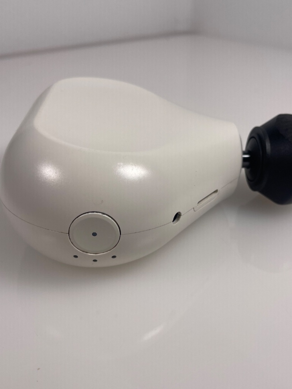 Theragun Mini Cordless Rechargeable Handheld Percussion Massage Gun White - Picture 5 of 7